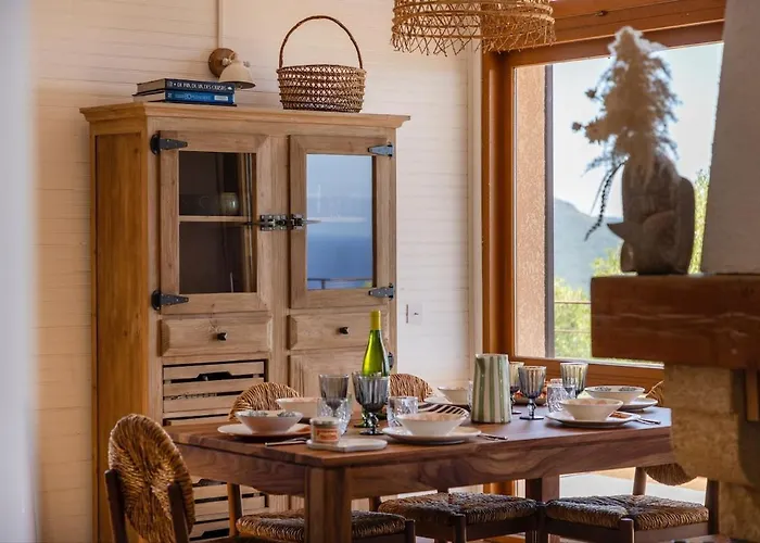 Hébergement de vacances Signura, Maison Entre Et Maquis