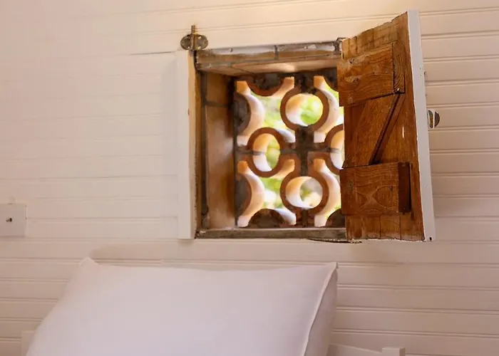 Signura, Maison Entre Et Maquis *