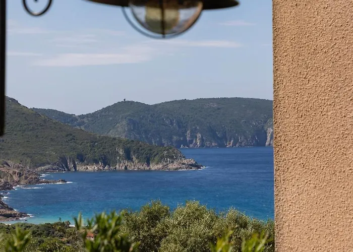 Signura, Maison Entre Et Maquis * Piana (Corsica)